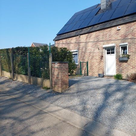 Une Chambre Privee Au Sein D'Une Villa A La Campagne Wanze Exterior photo